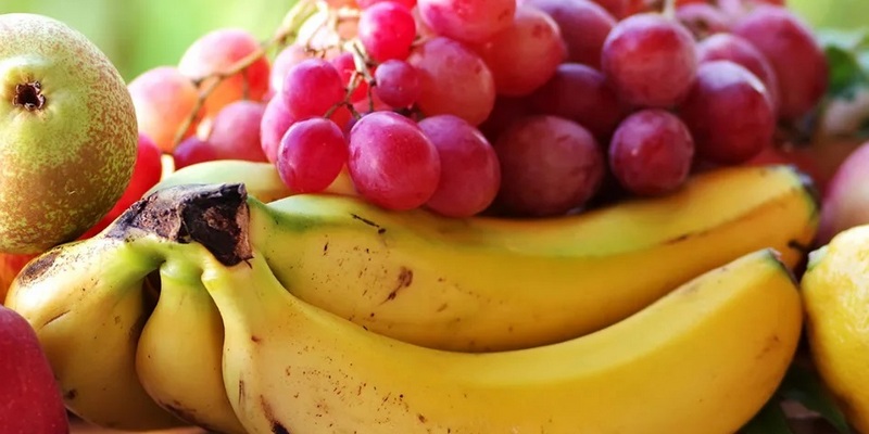 Ilustrasi Buah dengan Kandungan Gula Tinggi