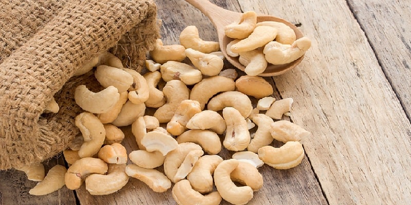 manfaat lacang mede untuk camilan sehat