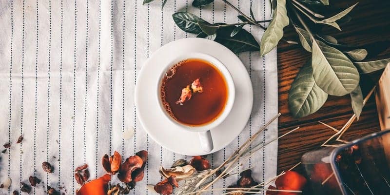 minum ramuan tradisional