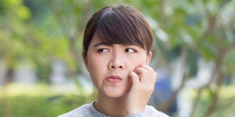 Ilustrasi Cara Berhenti Menyentuh Wajah