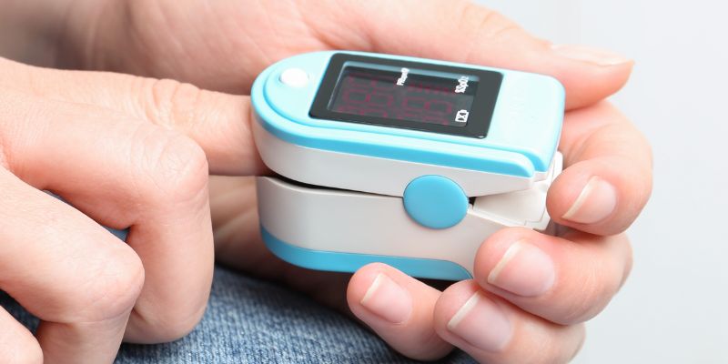 Ilustrasi Alat Pengukur Kadar Oksigen dalam Darah
