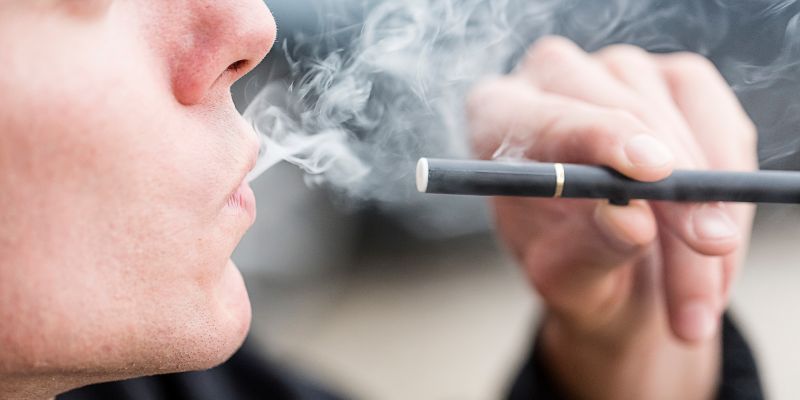 Apa Bahaya Rokok Elektrik?