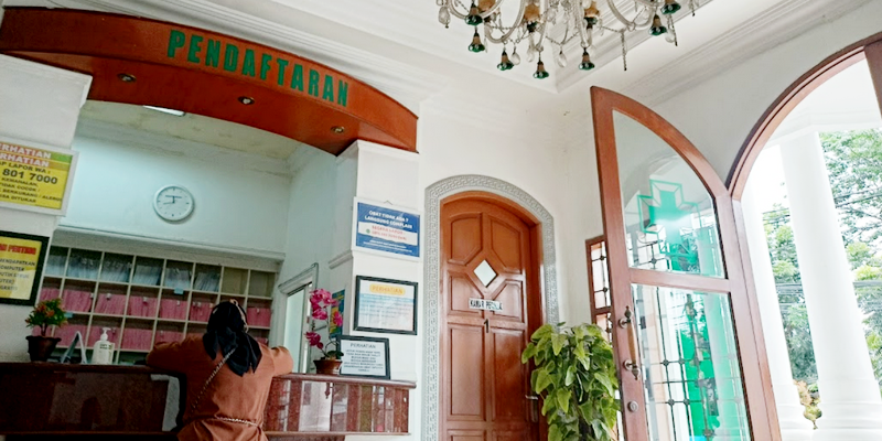 Ilustrasi klinik 24 jam terdekat