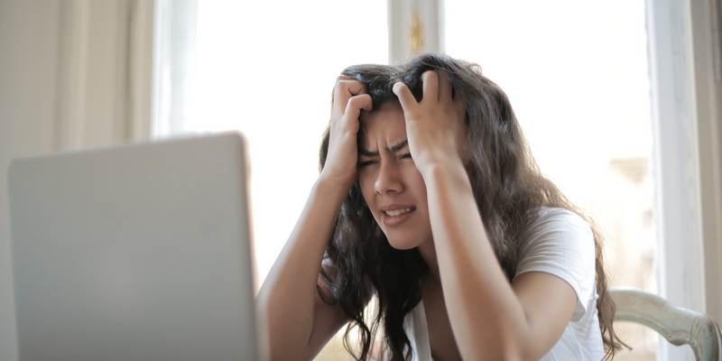 Ilustrasi Penyebab Keringat Dingin