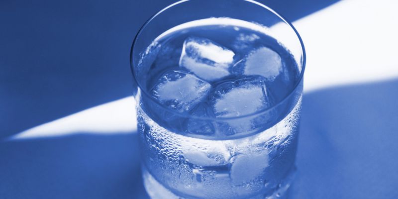 Ilustrasi pilek apakah boleh minum es