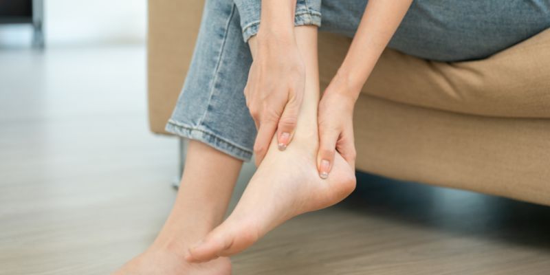 Ilustrasi telapak kaki datar apakah berbahaya