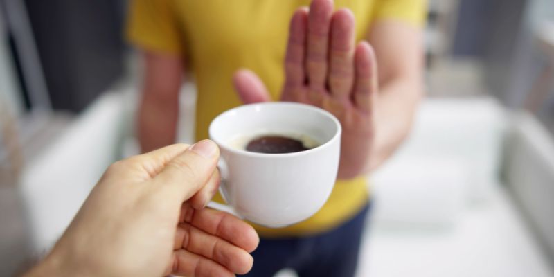 Ilustrasi Tanda Tidak Bisa Minum Kopi